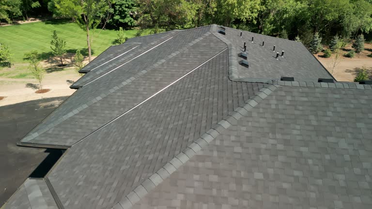 Best Storm Damage Roof Repair  in Moscow, PA